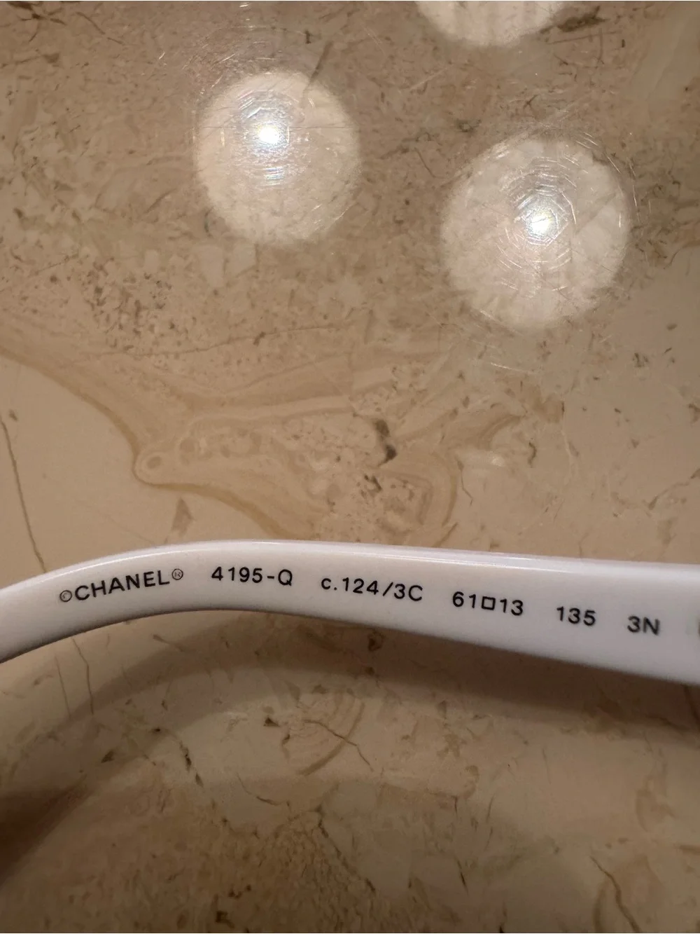 CHANEL White Sunglasses Temple Arm with Logo Marking